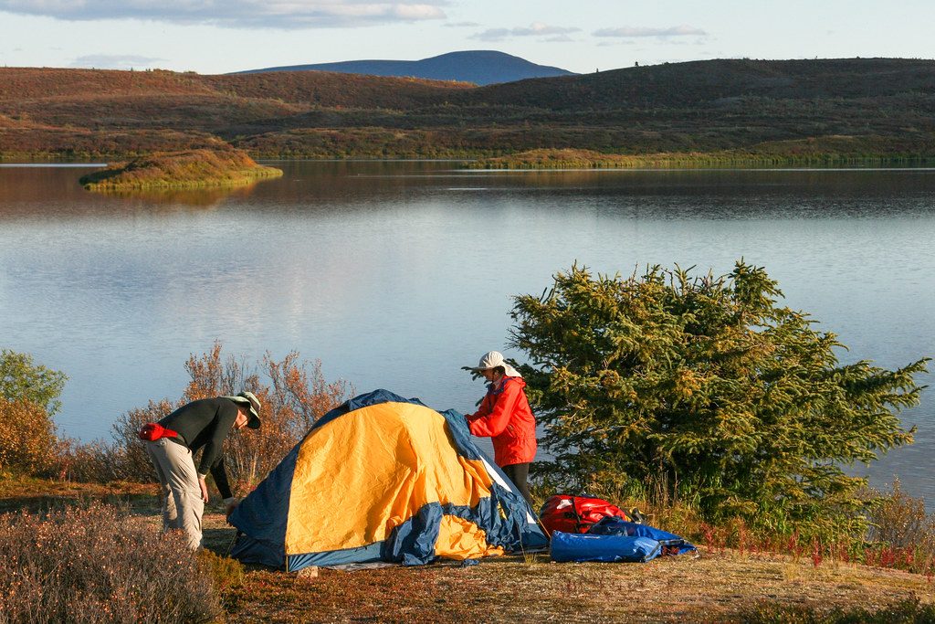 Camping mit Kindern zum Ausprobieren: was wir geliehen und was wir gekauft haben